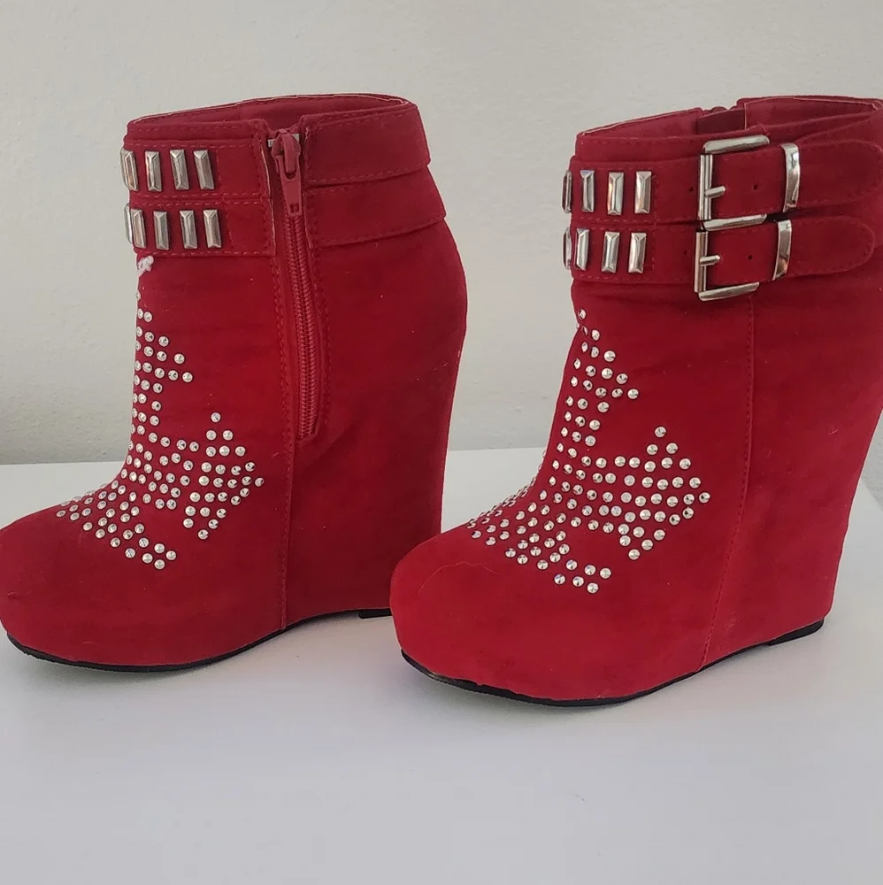 Red platform ankle booties size 6 - Picture 1 of 5